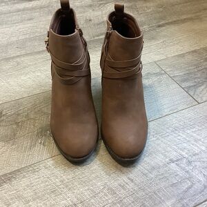 Top Moda Sosanna Boots Size 6